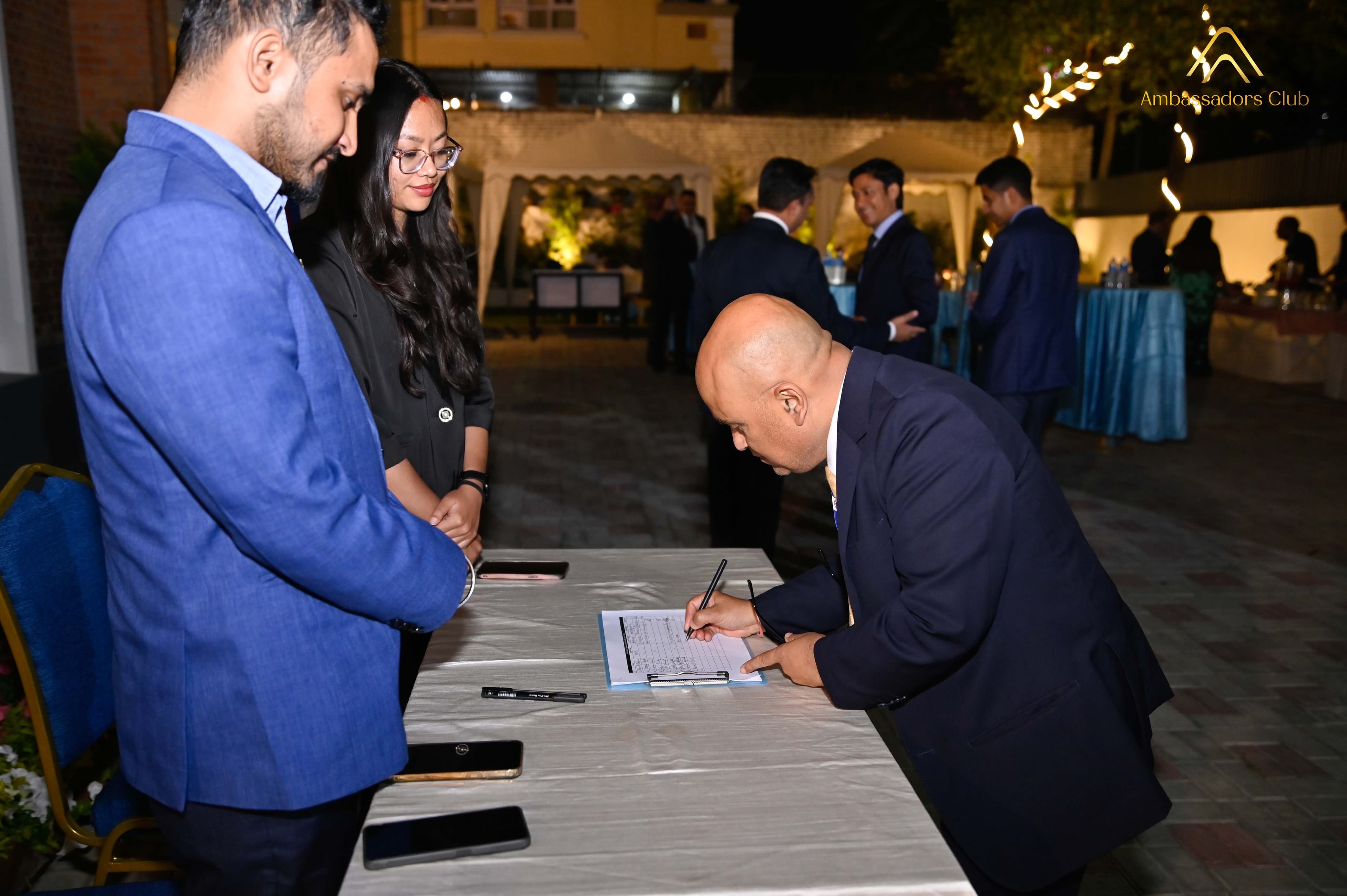 An Evening of Diplomacy and Friendship photo 12